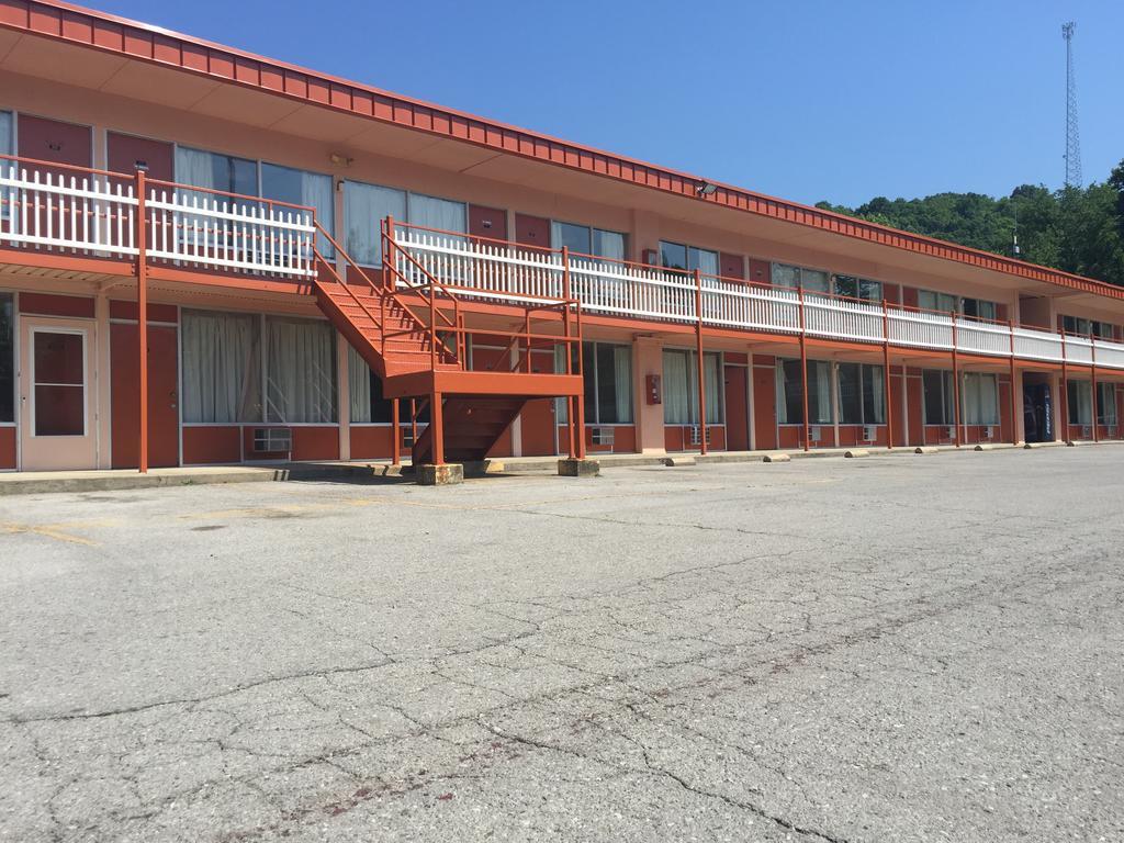 Daniel Boone Motor Pikeville